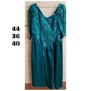 Vintage size 14 teal green 1980's Prom Dress